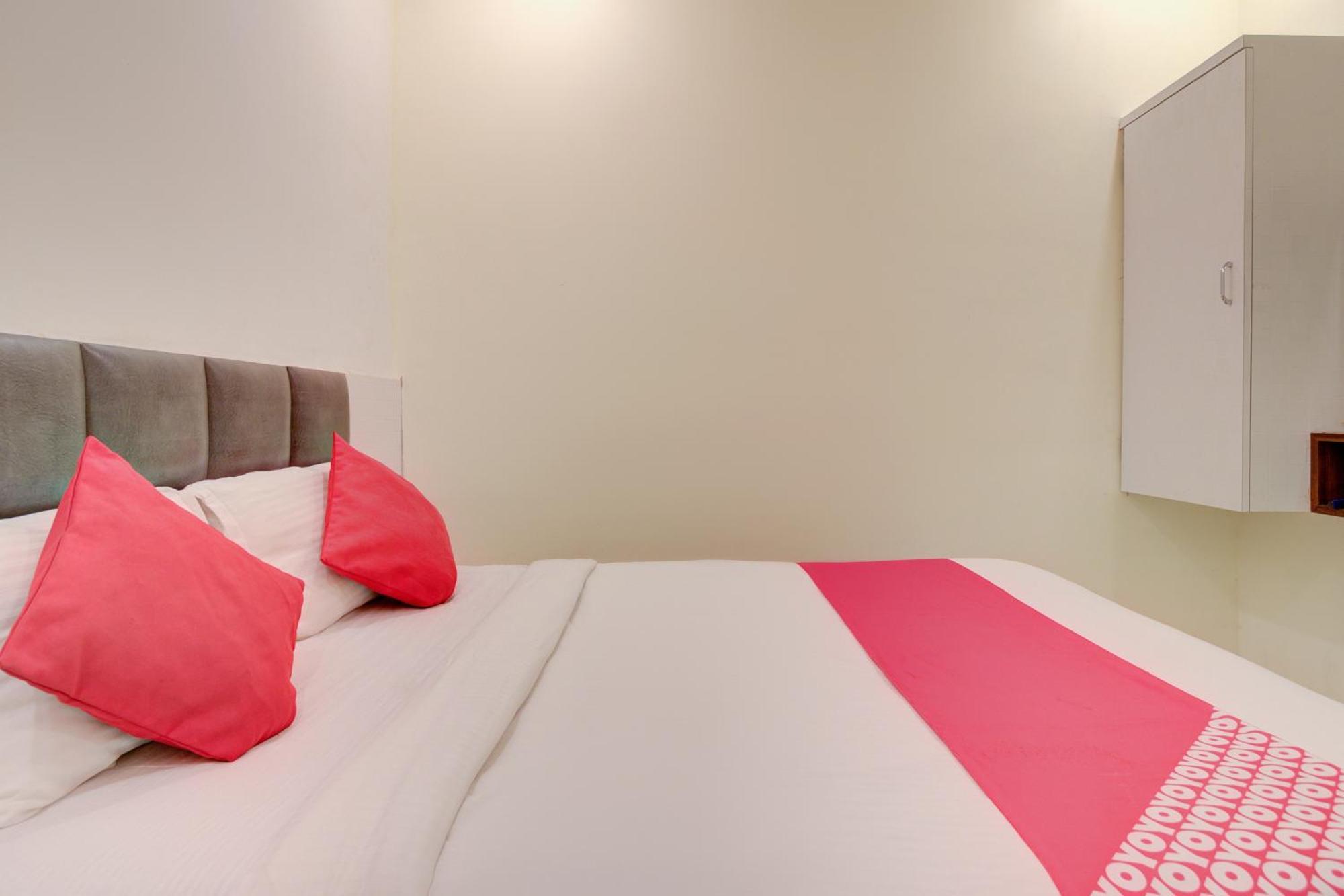 Hotel O Royal Orbit Mumbai  Buitenkant foto