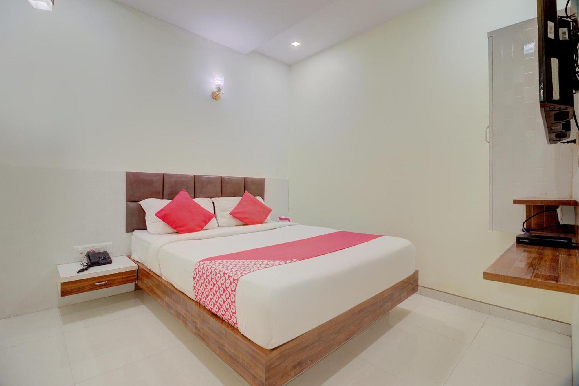 Hotel O Royal Orbit Mumbai  Buitenkant foto